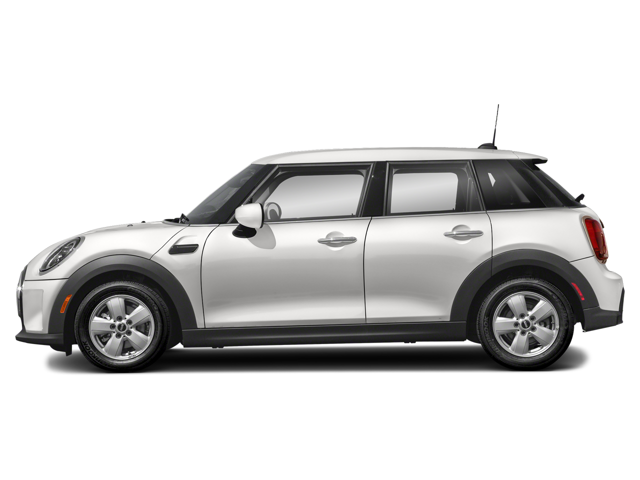 MINI Cooper de 4 puertas con techo rígido 2024