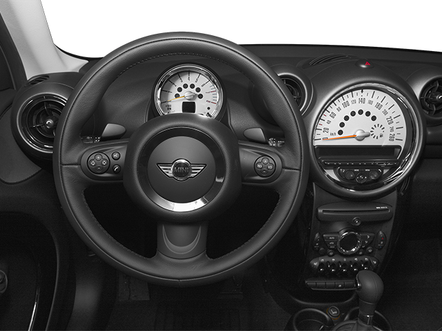 MINI Countryman de 2014, tracción delantera, 4 puertas