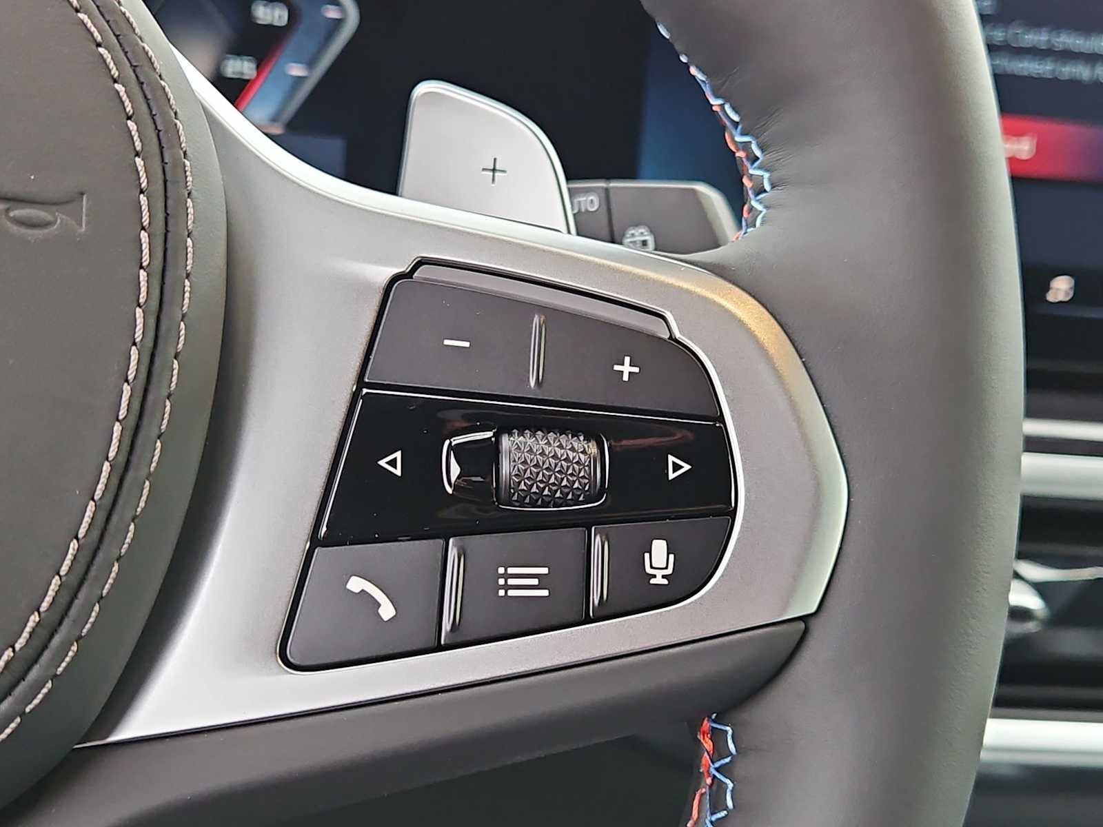 BMW X5 M60i 2026