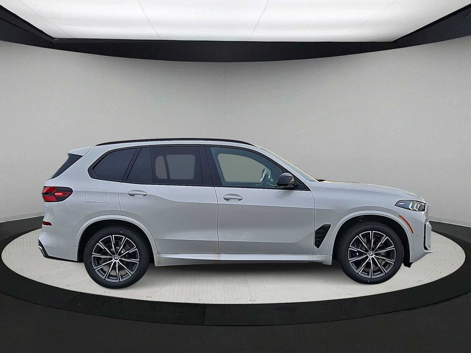 BMW X5 M60i 2026