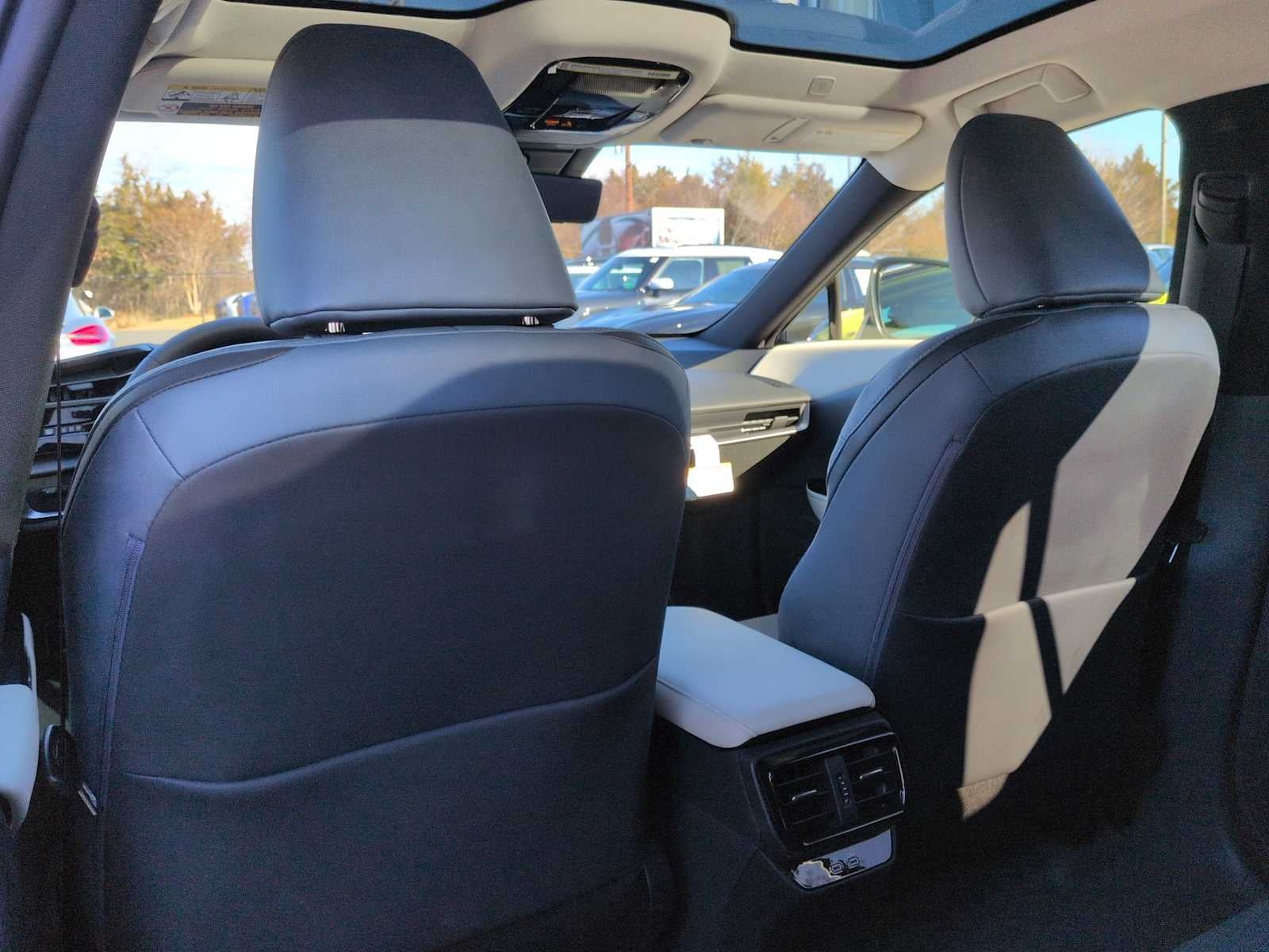 Lexus RZ 450e Premium 2024