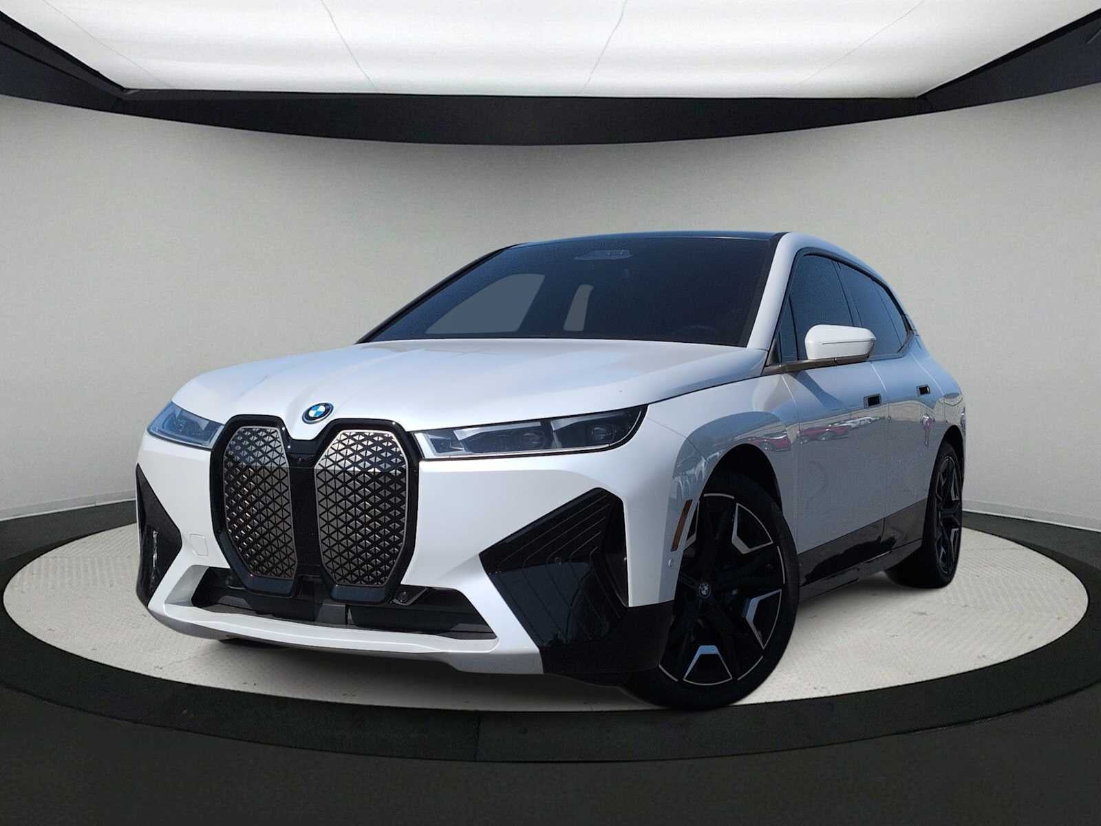 2025 BMW iX M60