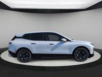 2025 BMW iX M60