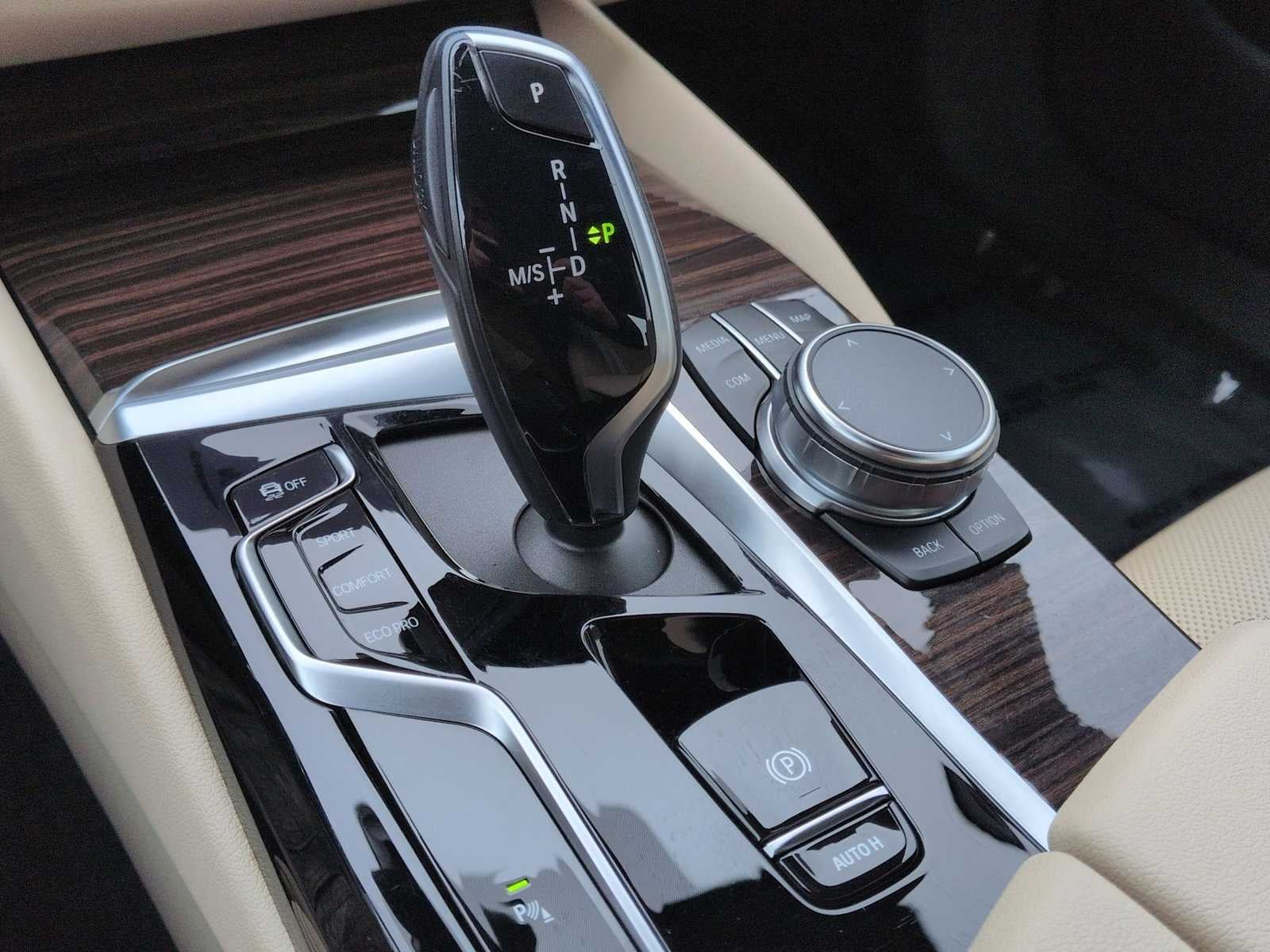 2023 BMW Serie 5 530i xDrive