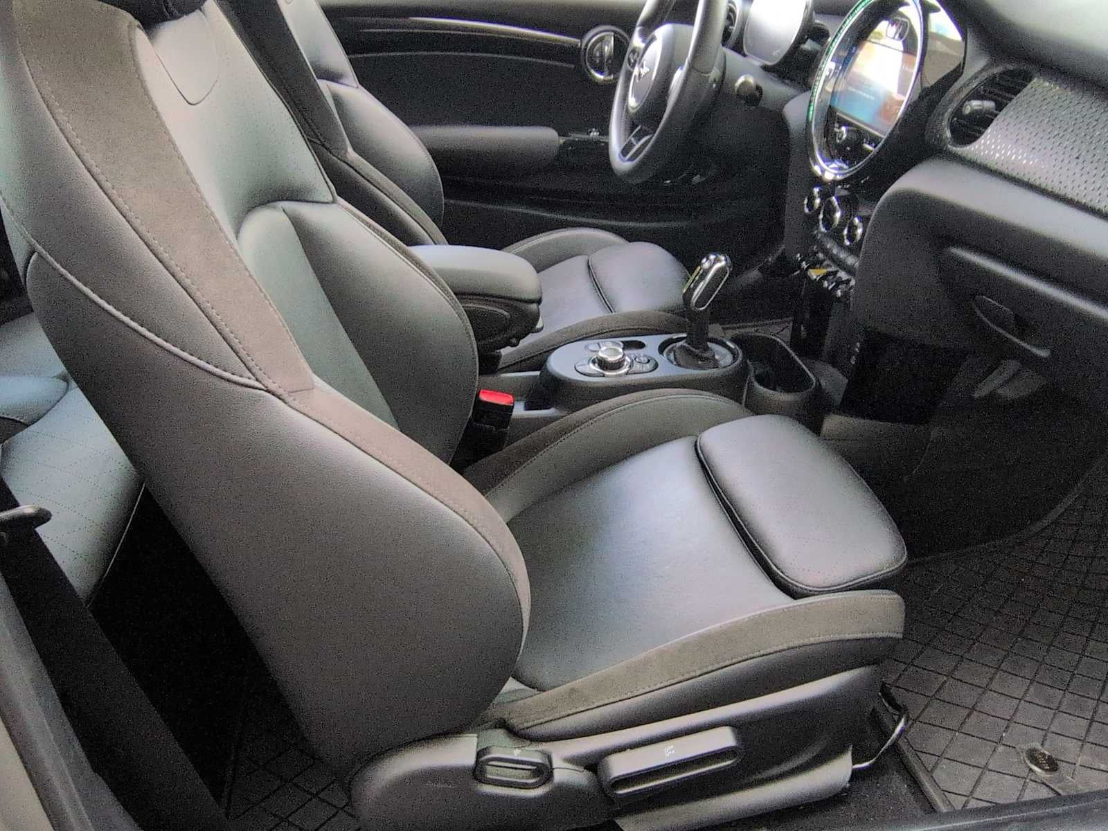 2024 MINI Techo Duro 2 Puertas Cooper SE