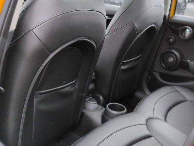 MINI Cooper S de 4 puertas con techo rígido de 2017