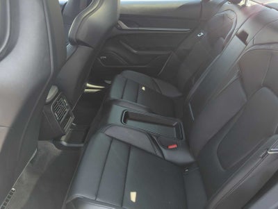 2025 Porsche Taycan RWD