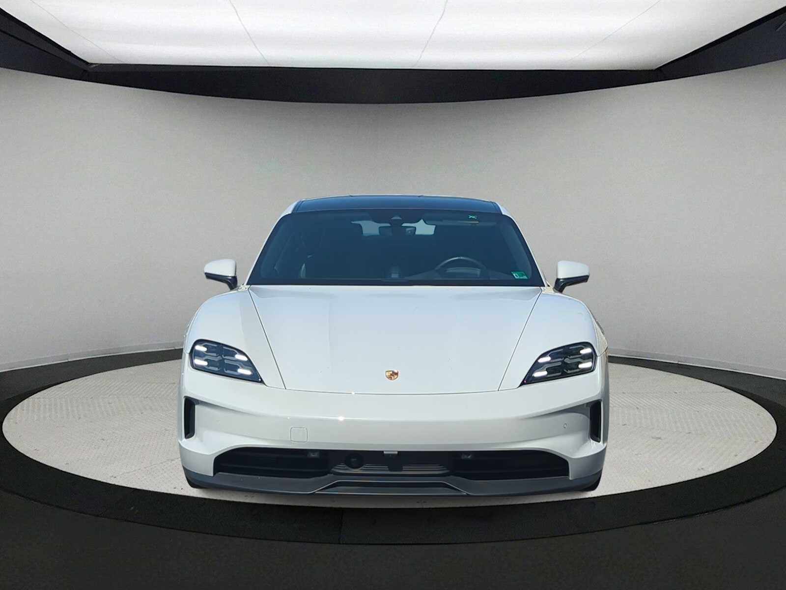 2025 Porsche Taycan RWD
