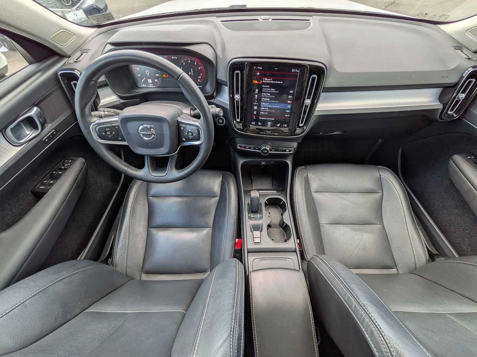 Volvo XC40 Momentum 2019