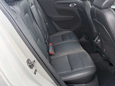 Volvo XC40 Momentum 2019