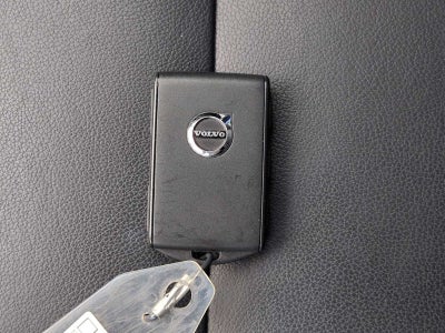 Volvo XC40 Momentum 2019