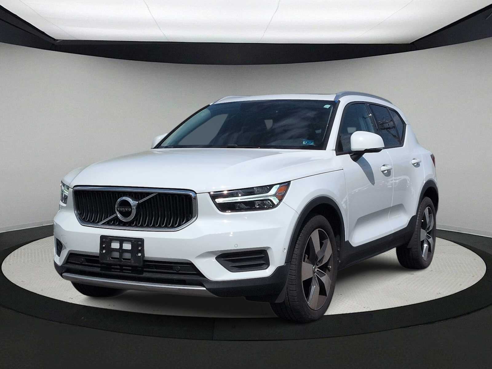 Volvo XC40 Momentum 2019
