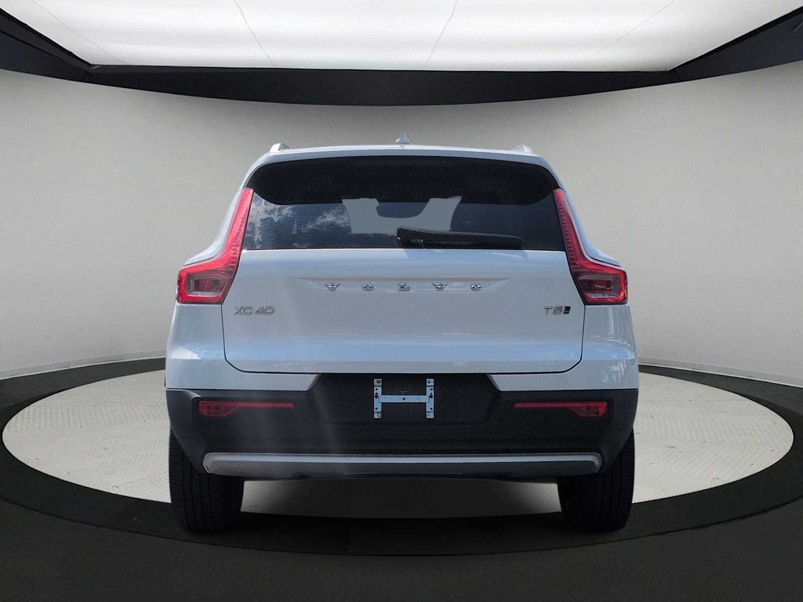 Volvo XC40 Momentum 2019