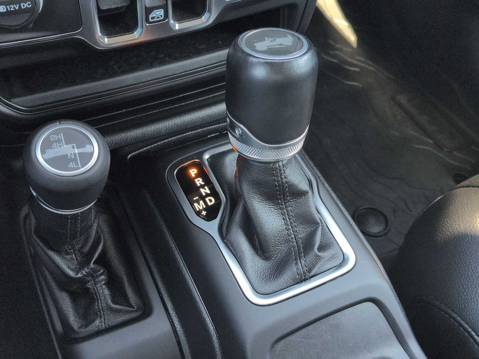 Jeep Wrangler Unlimited Sahara Altitude 2021