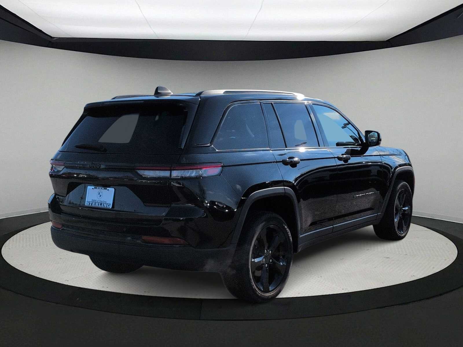 2023 Jeep Grand Cherokee Altitude