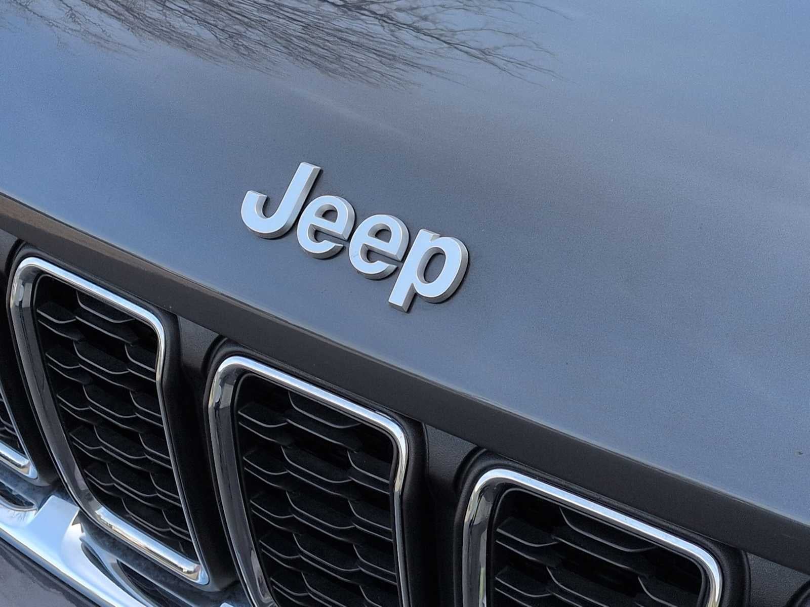 Jeep Grand Cherokee Laredo X 2025