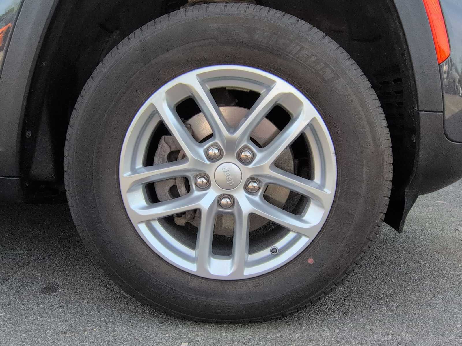 Jeep Grand Cherokee Laredo X 2025