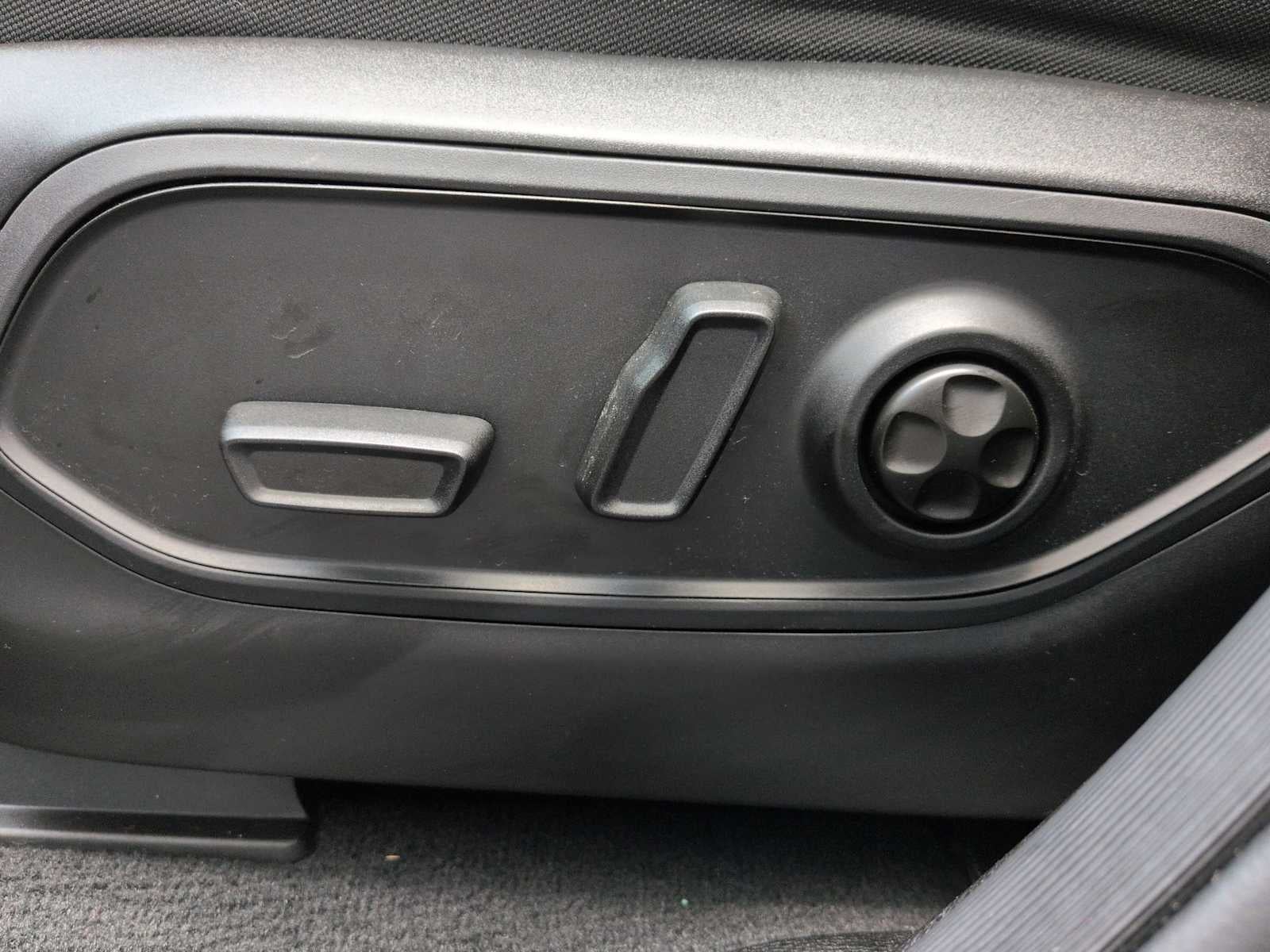 Jeep Grand Cherokee Laredo X 2025