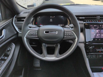 Jeep Grand Cherokee Laredo X 2025