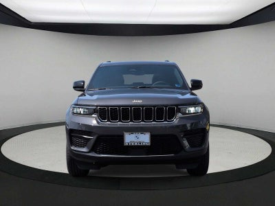 Jeep Grand Cherokee Laredo X 2025