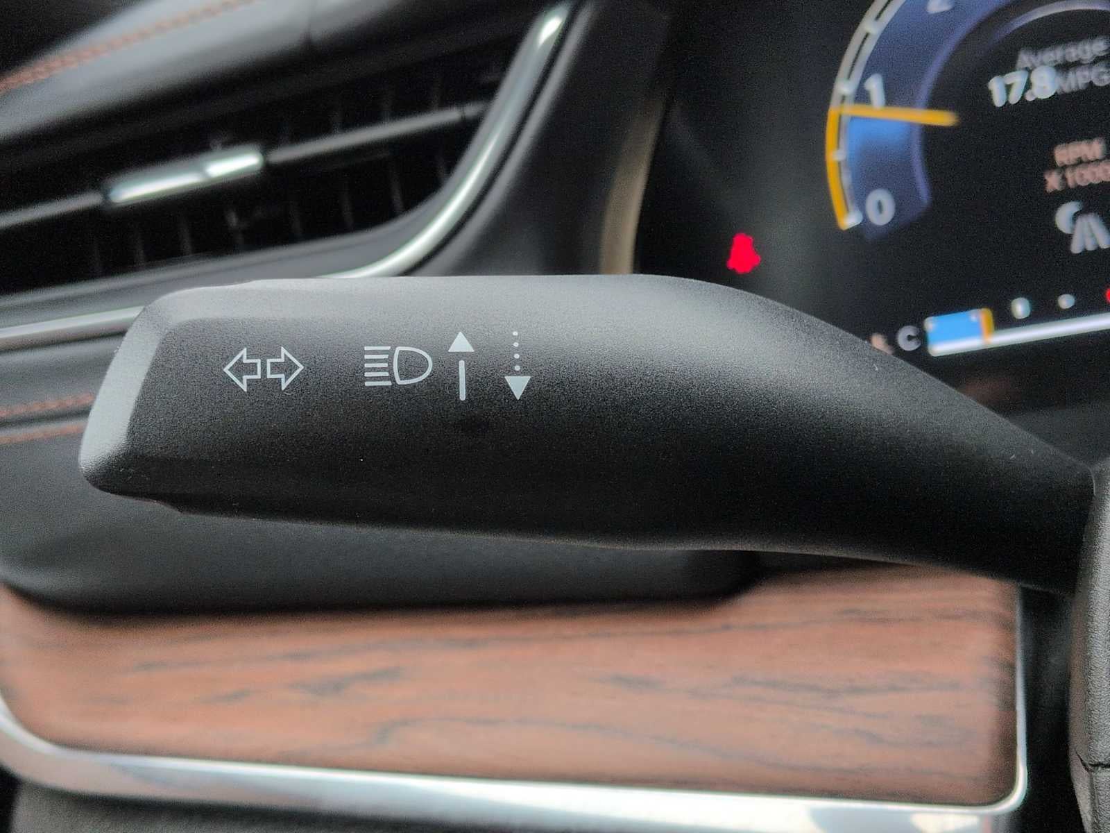 Jeep Grand Cherokee Summit 2024