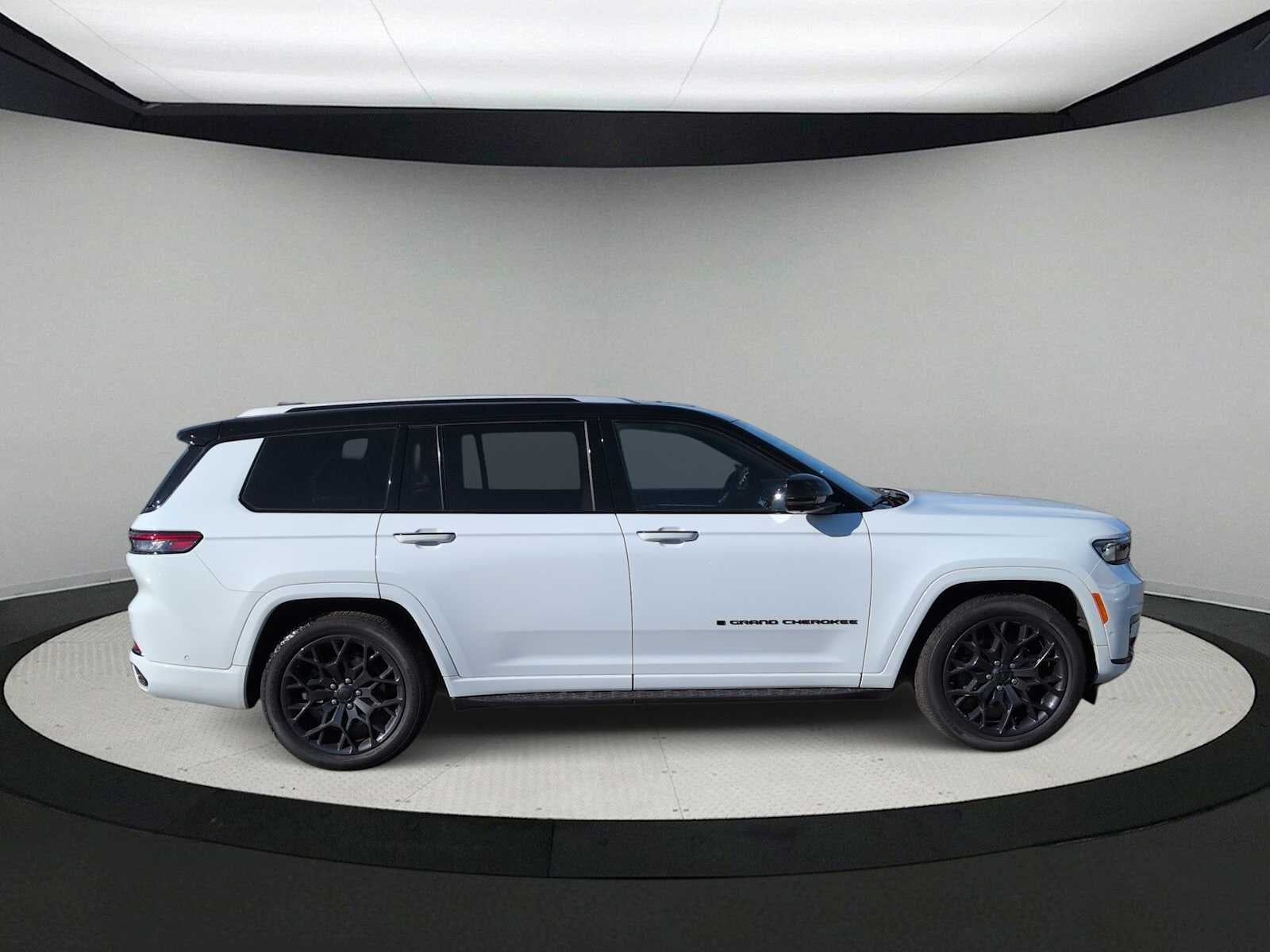 2023 Jeep Grand Cherokee L Cumbre