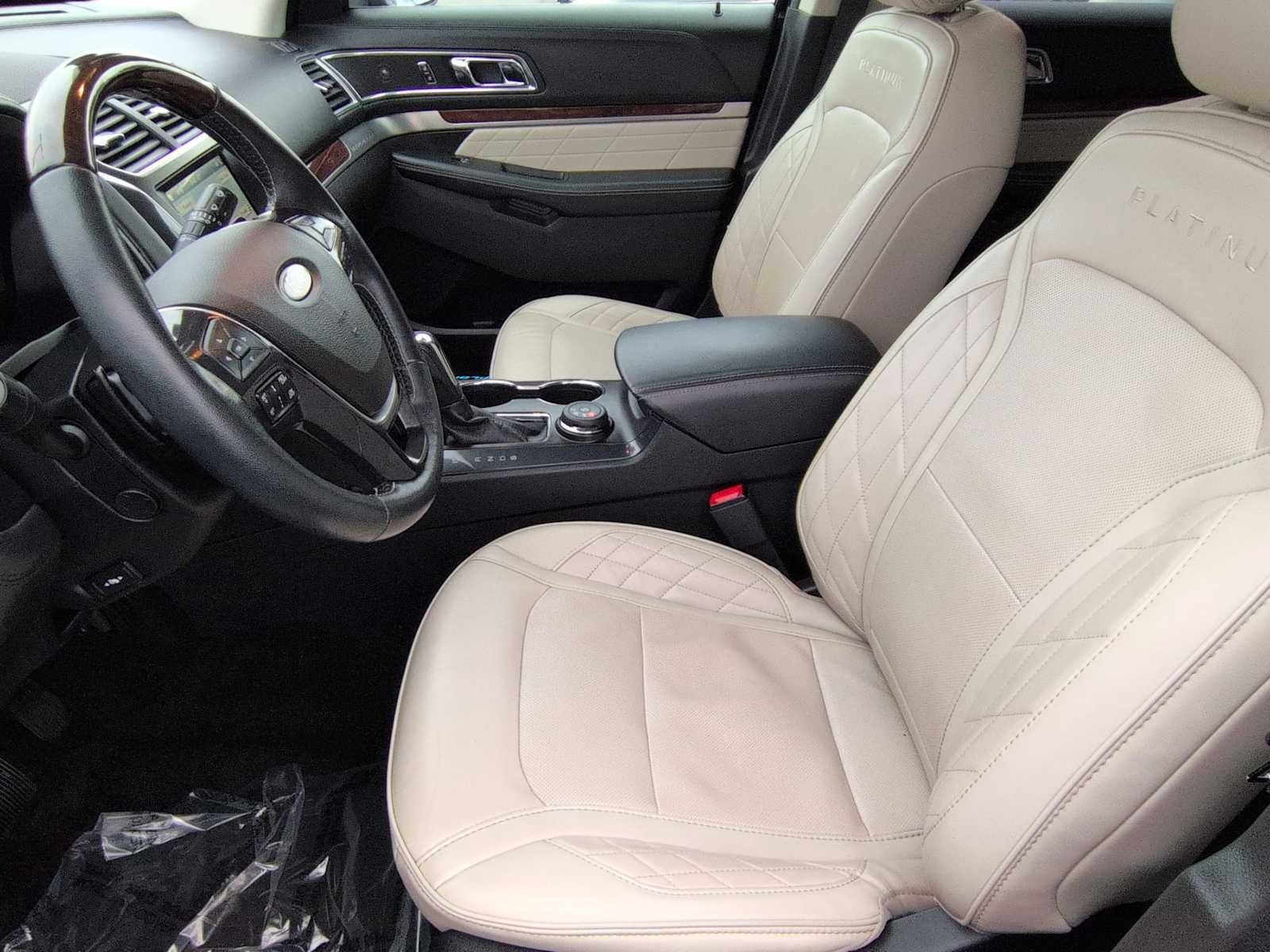 Ford Explorer Platinum 2017