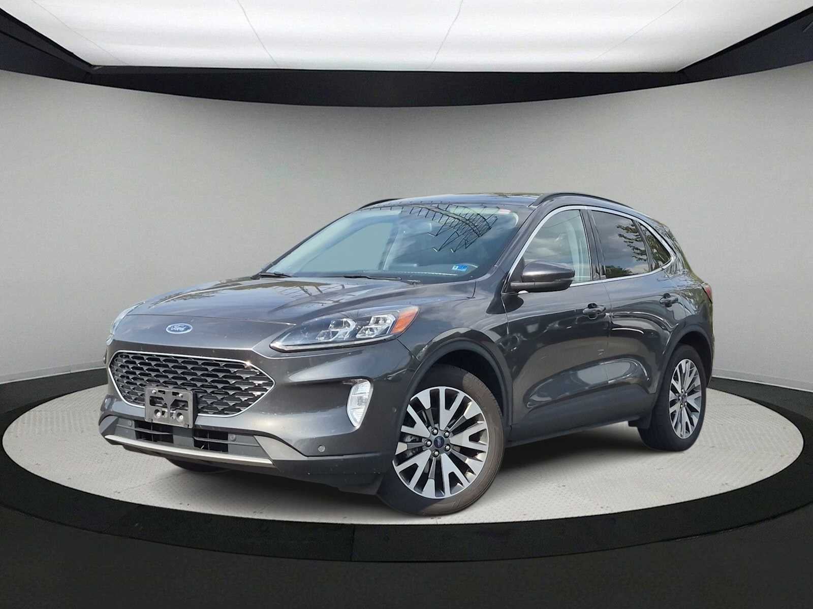 Ford Escape Titanium Hybrid 2020