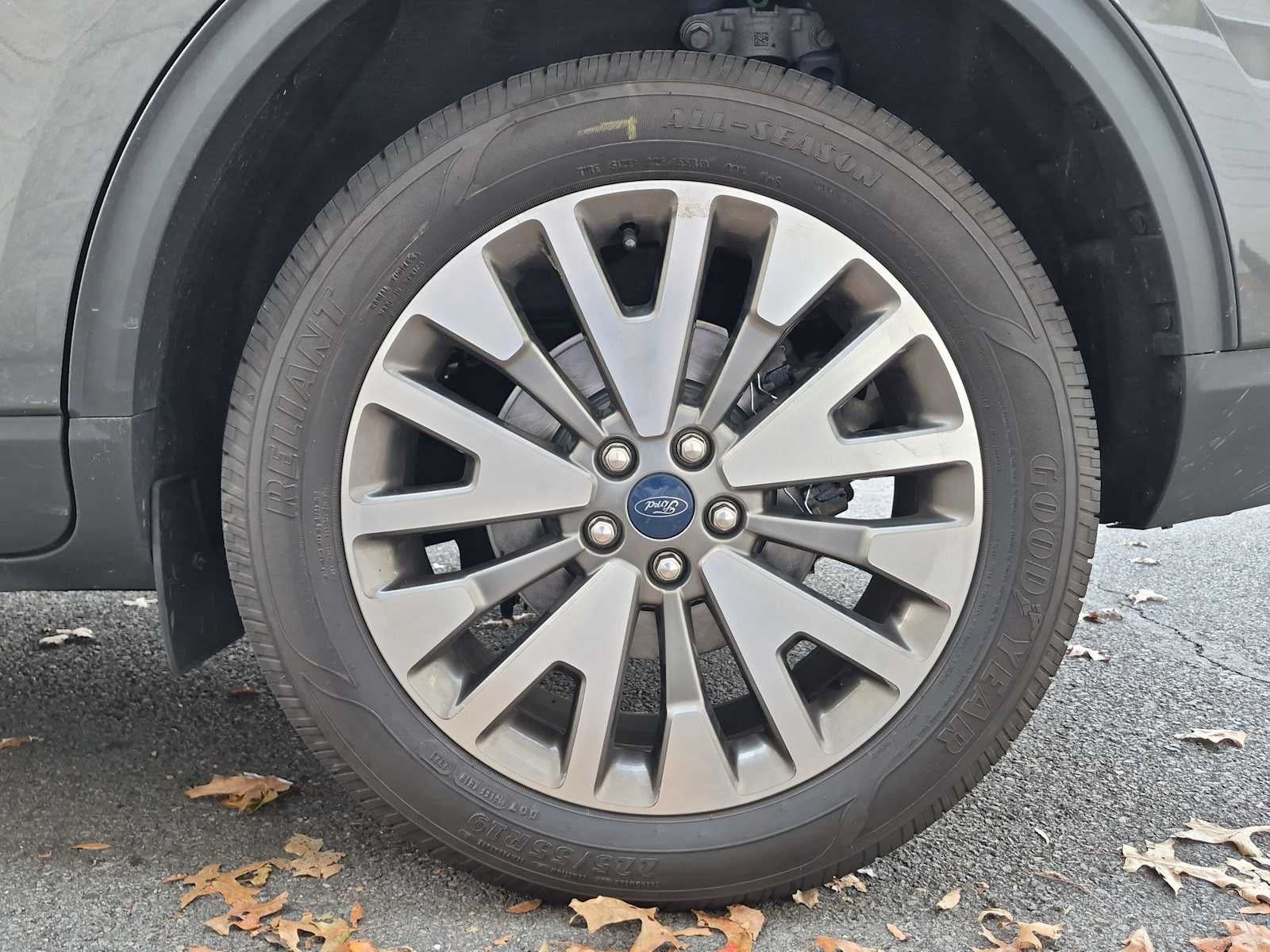 Ford Escape Titanium Hybrid 2020