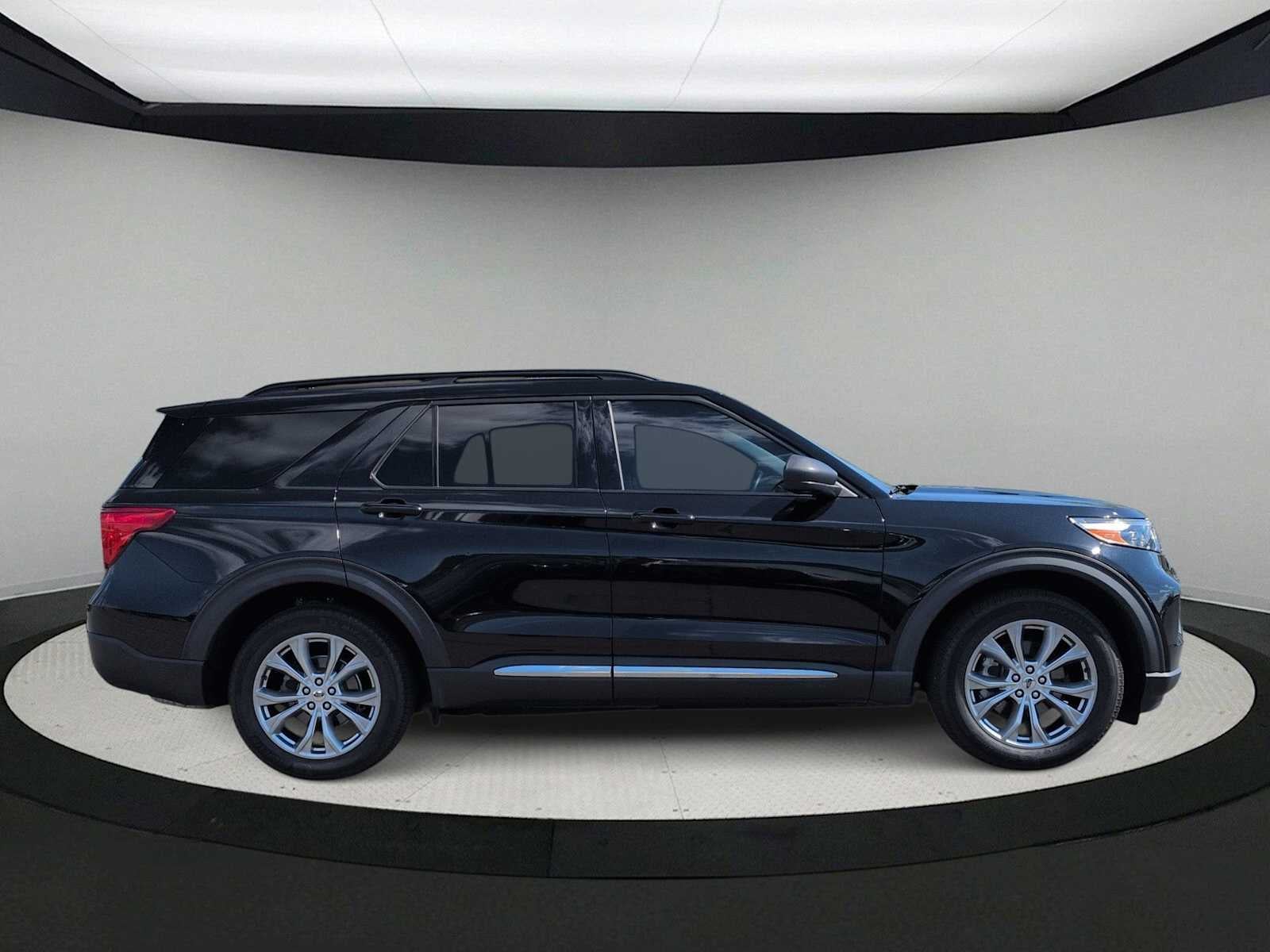Ford Explorer XLT 2021