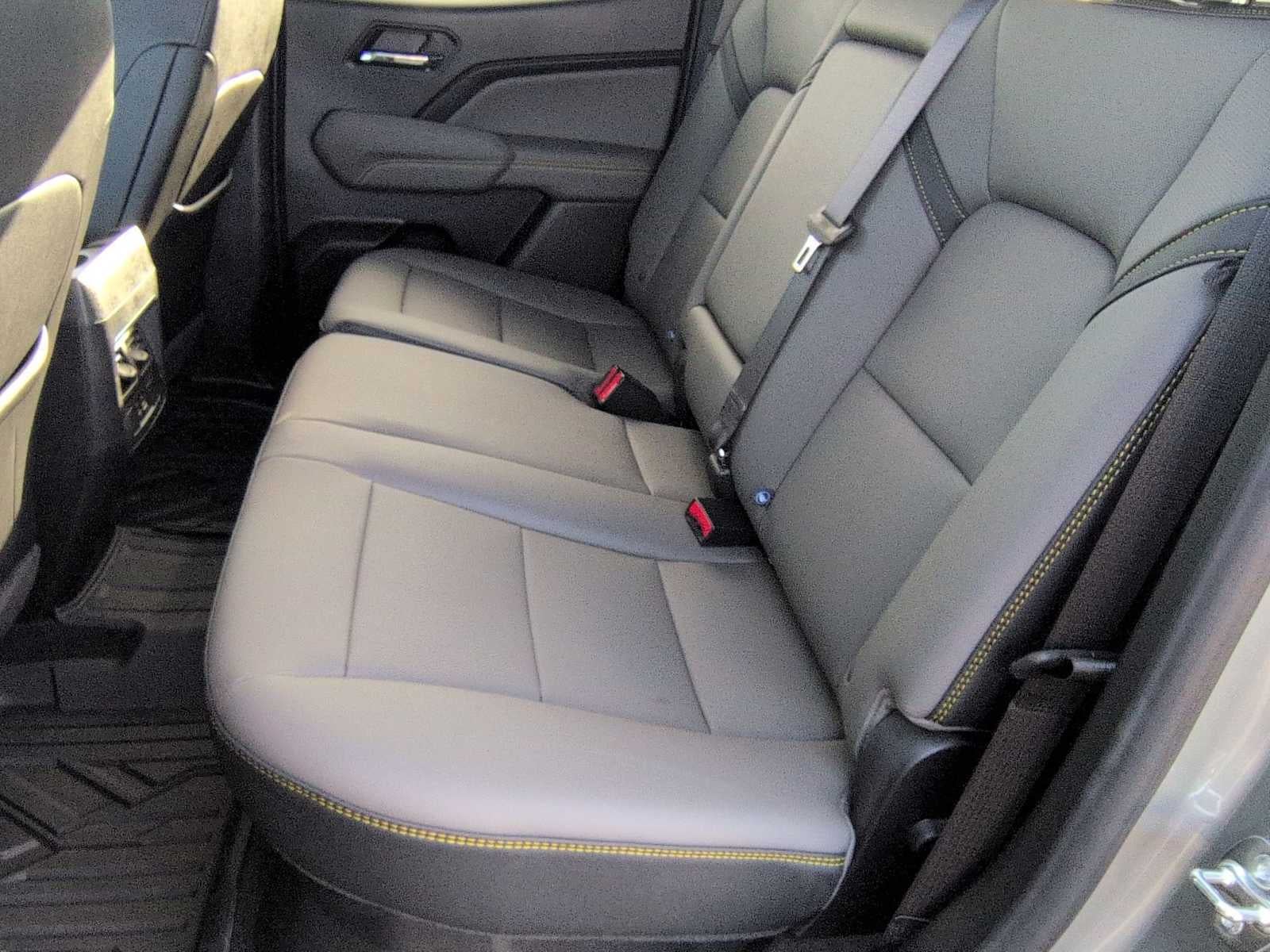 Chevrolet Colorado 4WD ZR2 2025