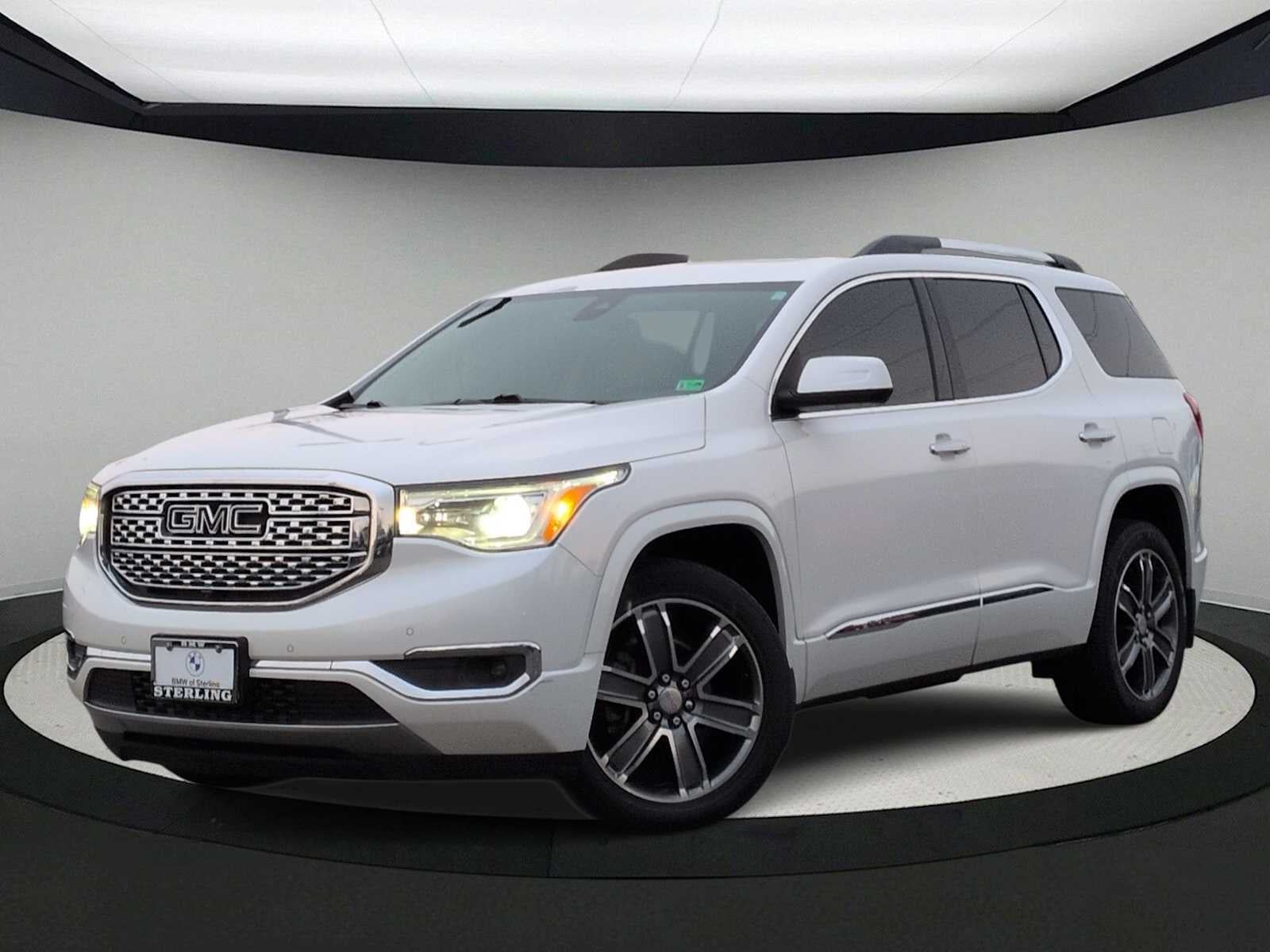 GMC Acadia Denali 2017