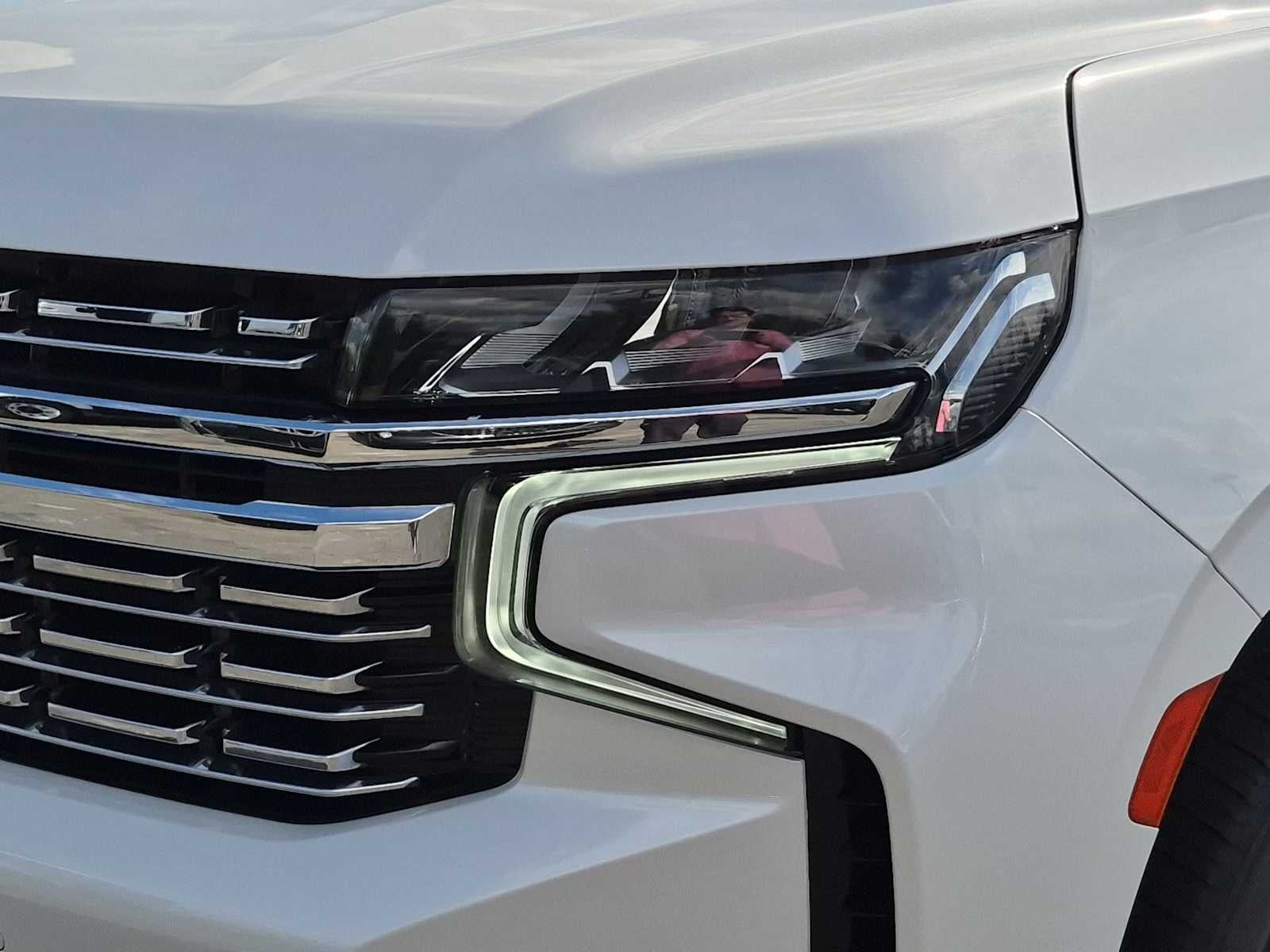 Chevrolet Suburban Premier 2023
