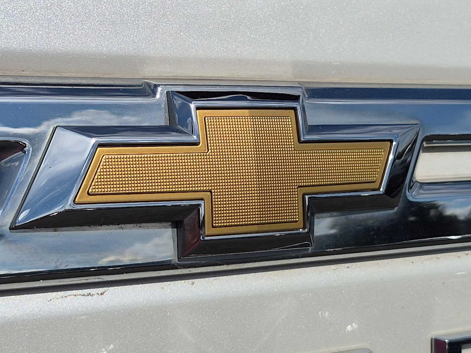 Chevrolet Suburban Premier 2023