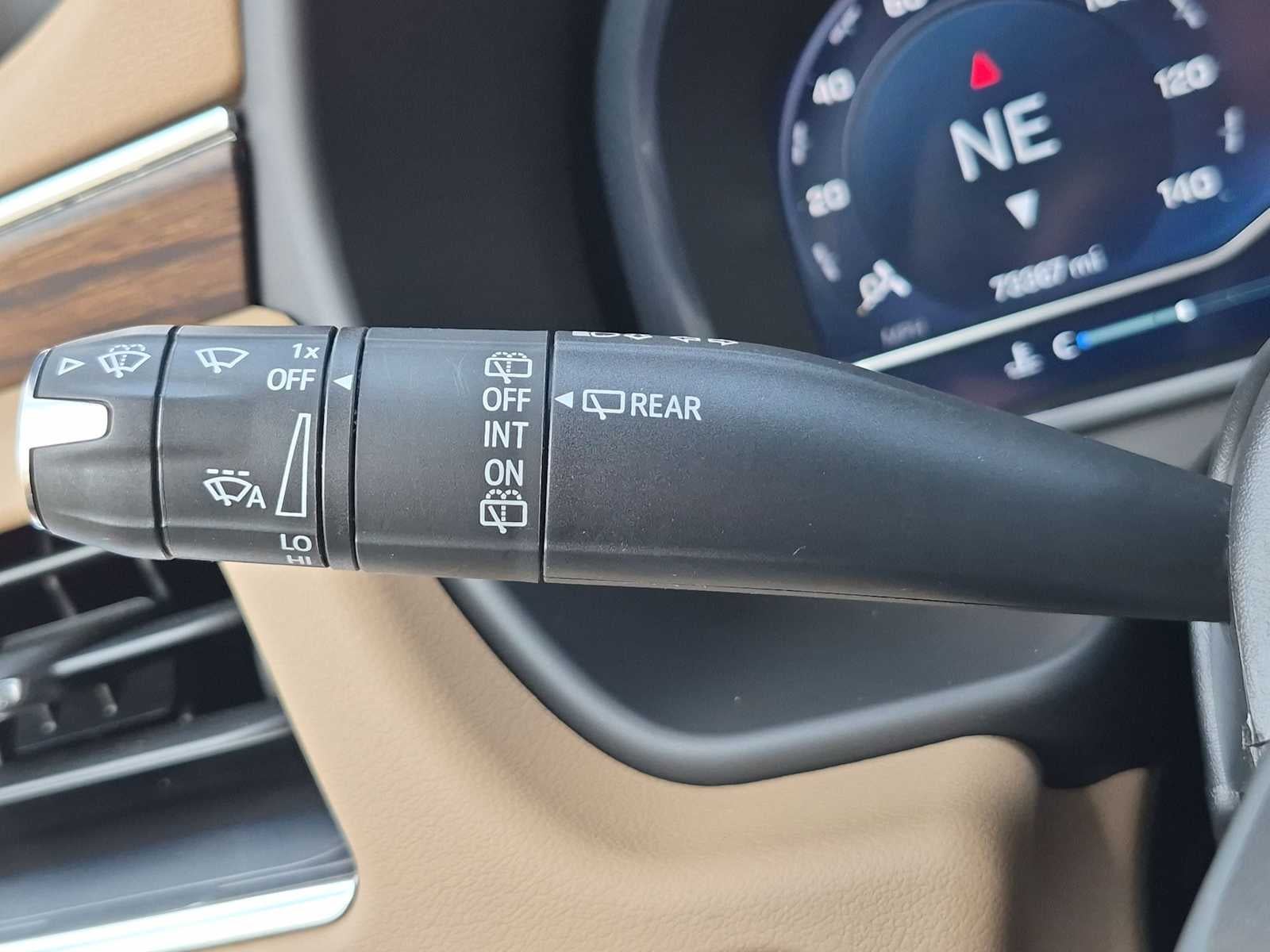 Chevrolet Suburban Premier 2023