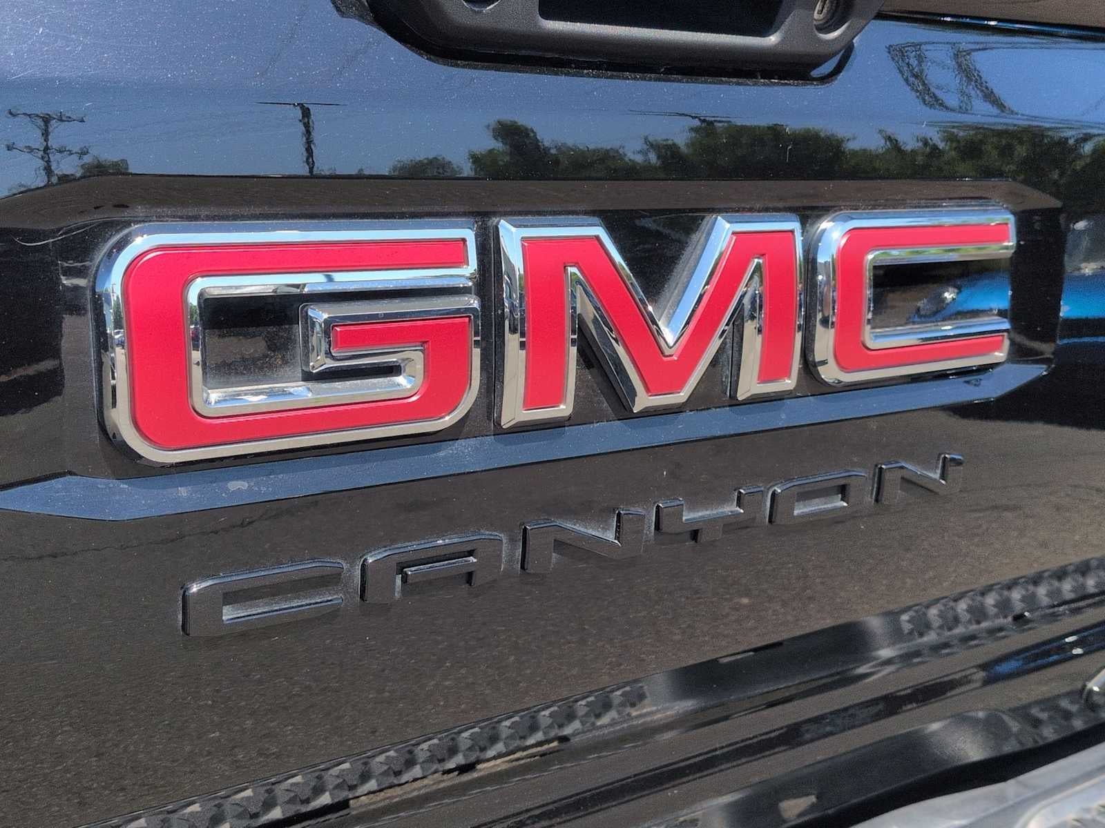 GMC Canyon 4x4 AT4X 2024