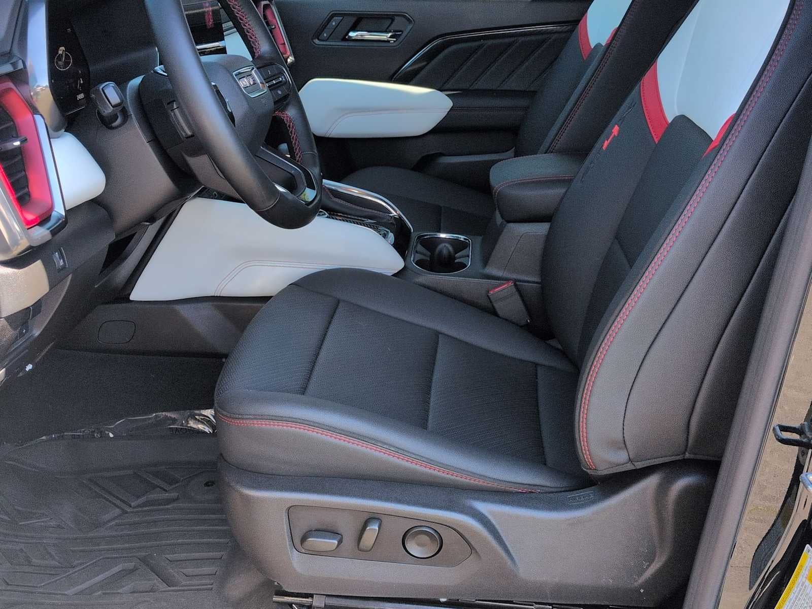 GMC Canyon 4x4 AT4X 2024