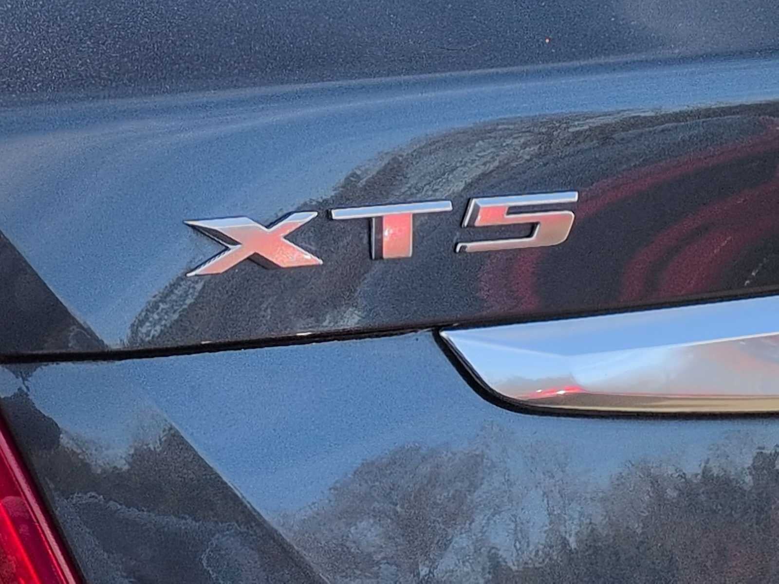 2019 Cadillac XT5 Luxury FWD