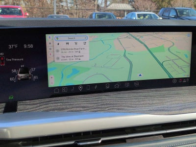 2025 Cadillac ESCALADE IQ Lujo 2