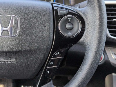 Honda Accord Hybrid de 4 puertas, berlina, 2015