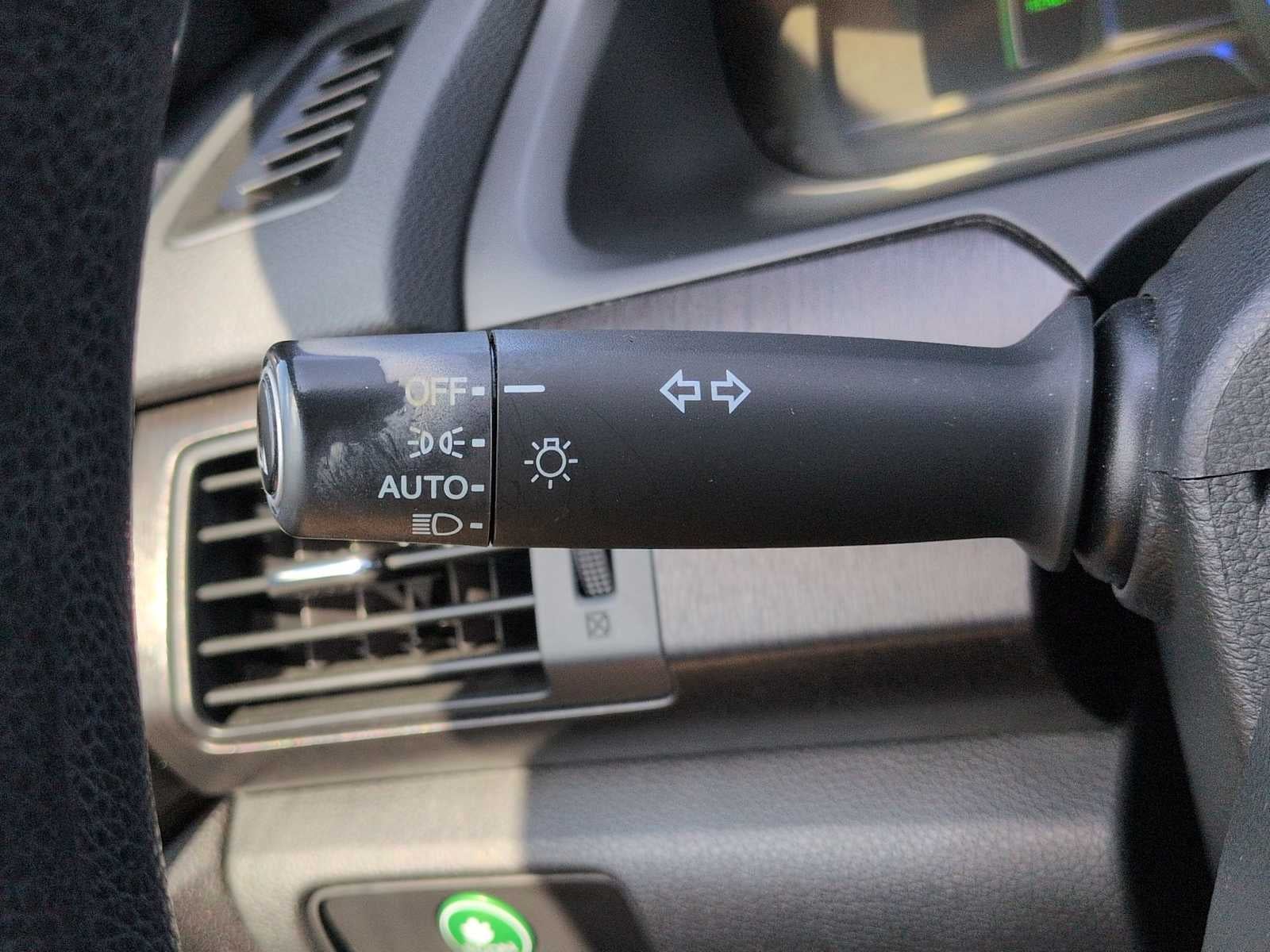 Honda Accord Hybrid de 4 puertas, berlina, 2015
