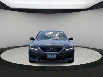 Honda Accord Hybrid de 4 puertas, berlina, 2015