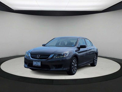 Honda Accord Hybrid de 4 puertas, berlina, 2015