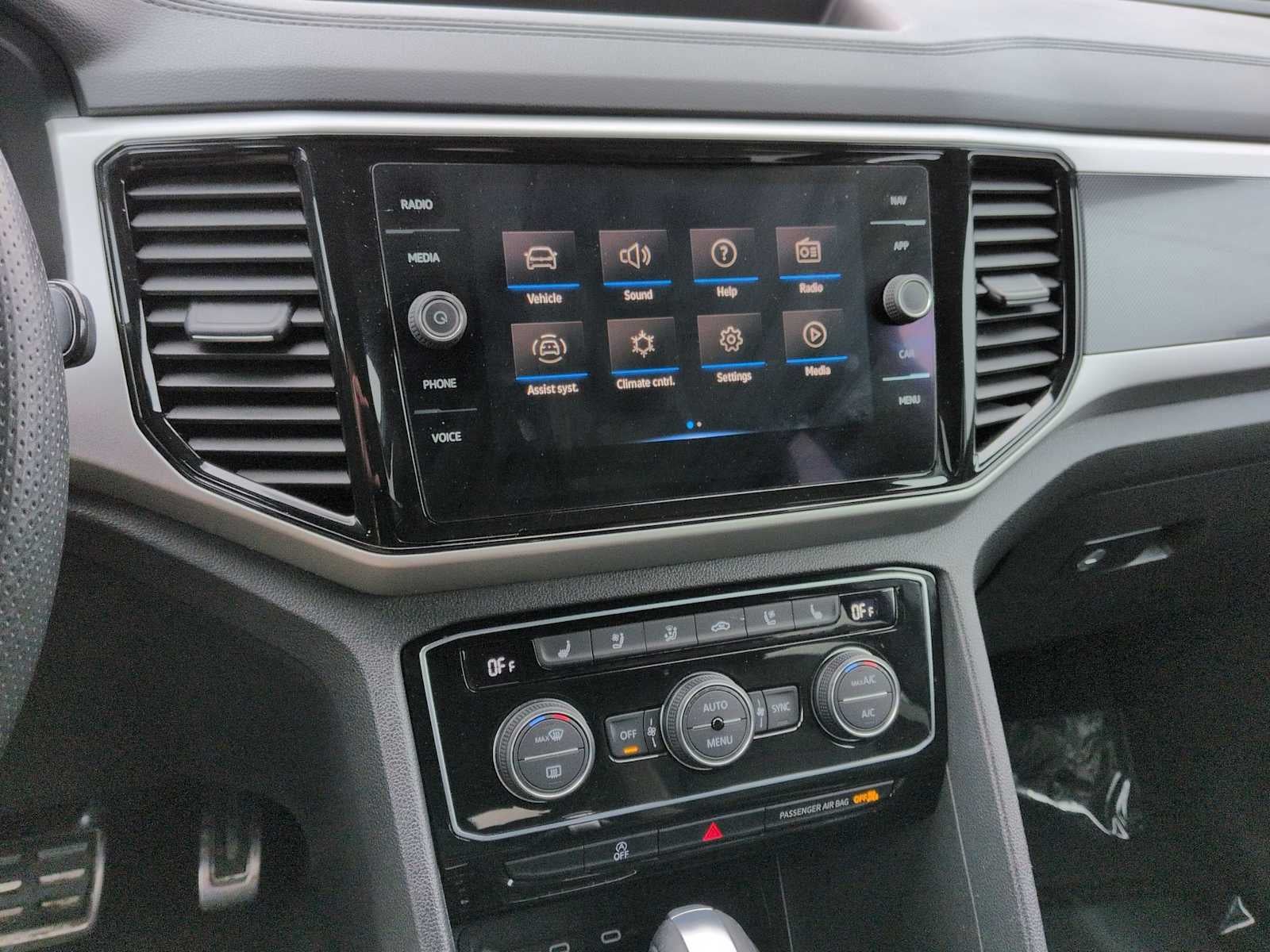 Volkswagen Atlas Cross Sport 3.6L V6 SEL Premium R-Line 2021