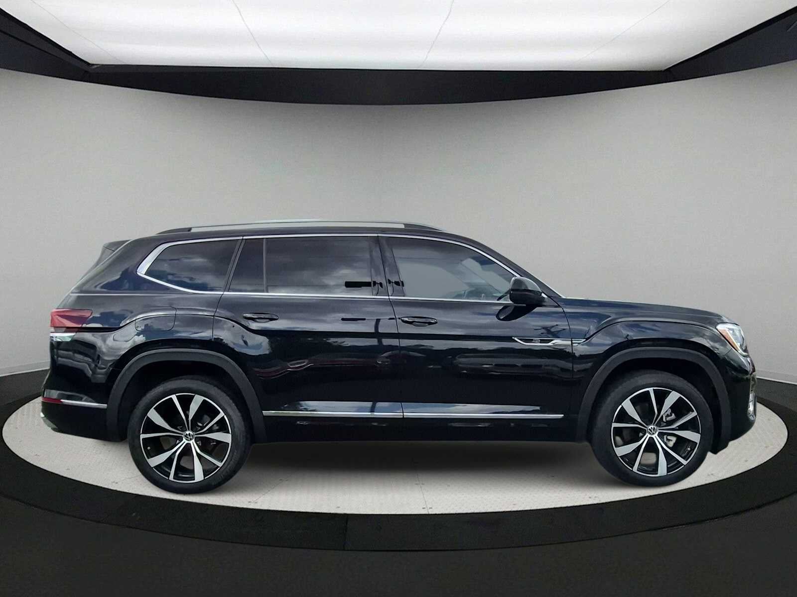 Volkswagen Atlas 2.0T SEL Premium R-Line 2024