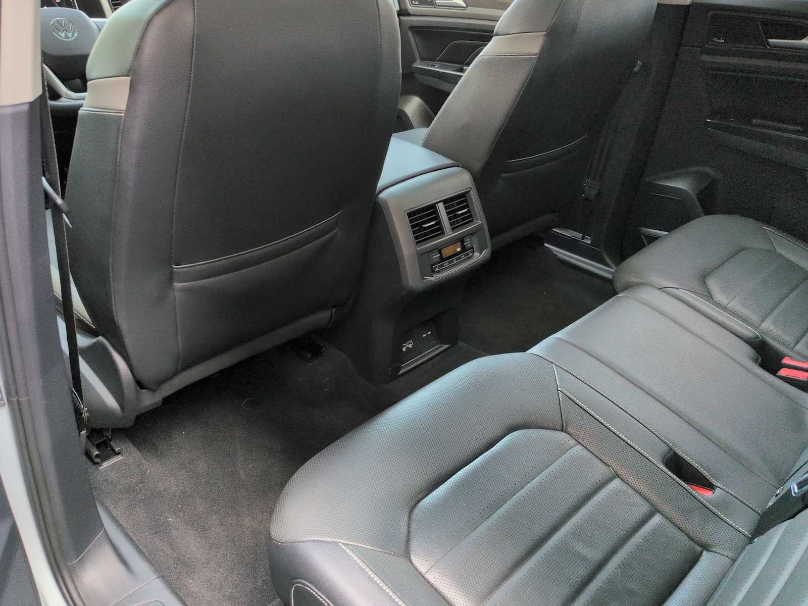 2021 Volkswagen Atlas 3.6L V6 SEL Premium