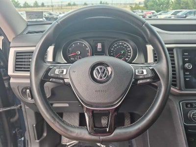 Volkswagen Atlas 3,6 L V6 SE con paquete Technology de 2019