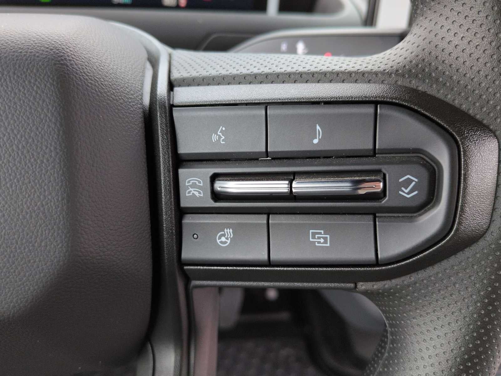 2024 BrightDrop Zevo 600 eAWD 600