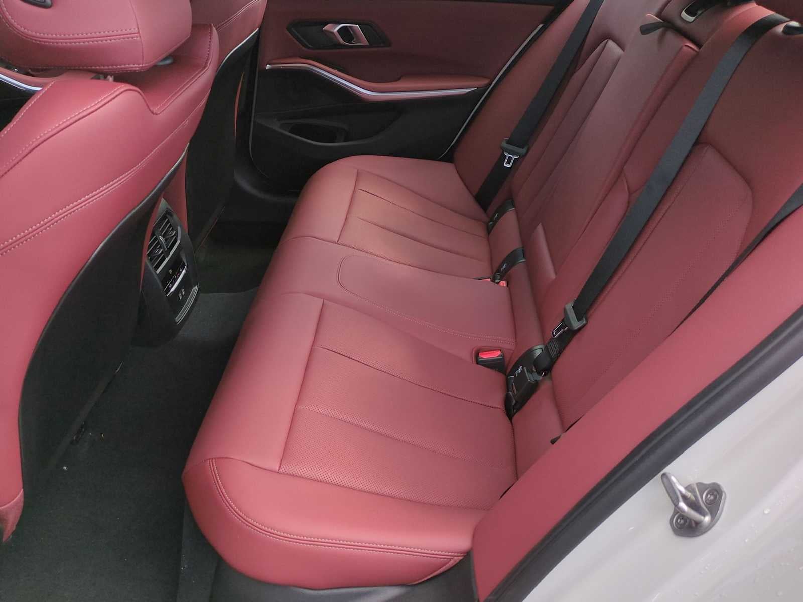 2025 BMW 330i 330i xDrive