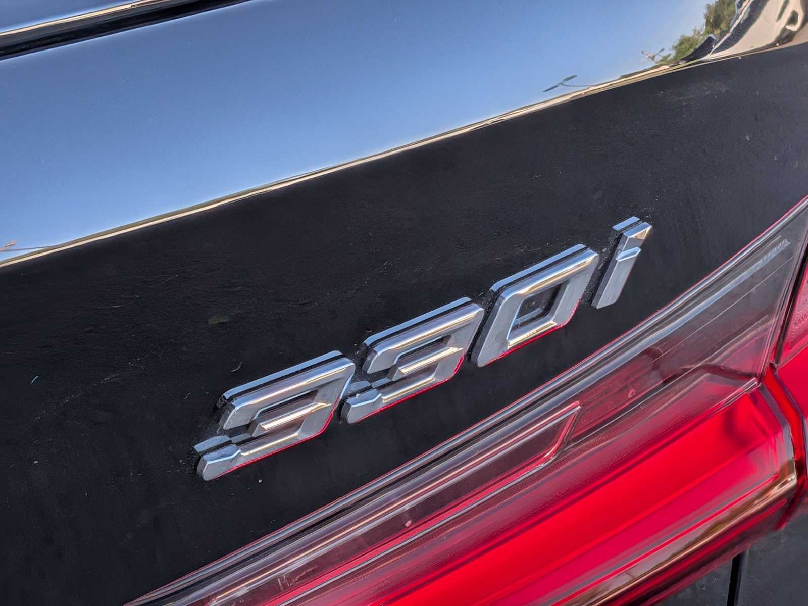 2023 BMW Serie 3 330i xDrive